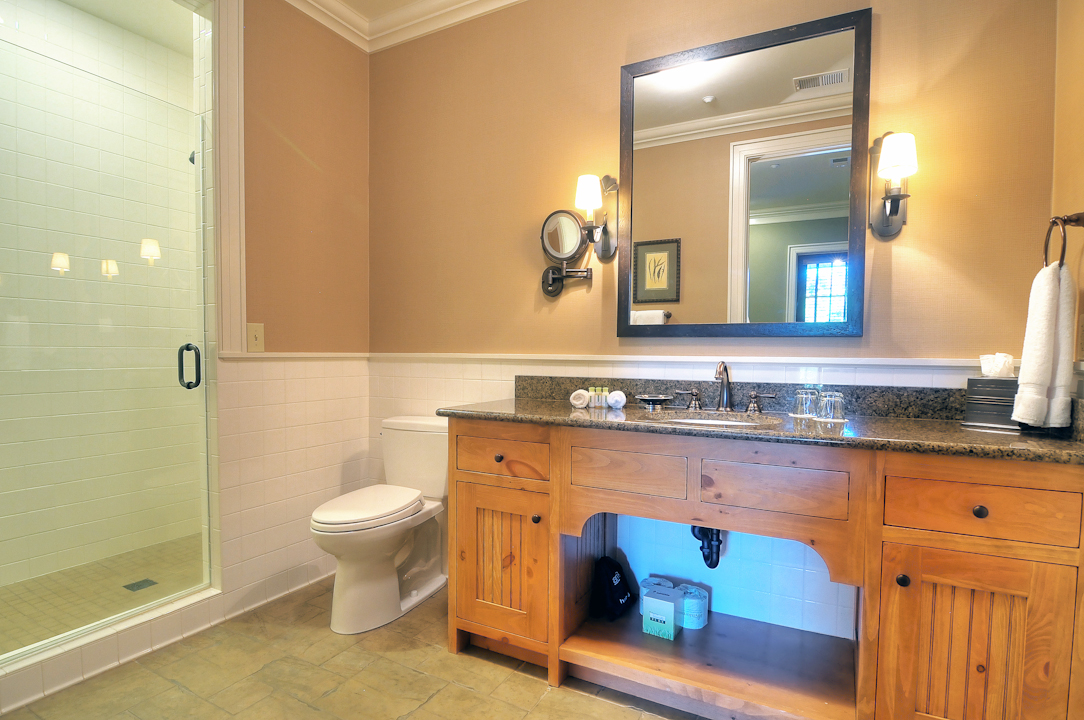 Professional Resort Photography and Video - Hotel bathroom